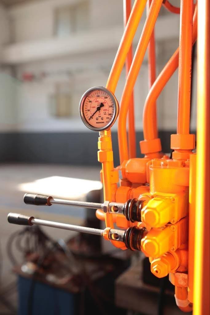 31b00e93555dbf9d76868a6011c7b4c3